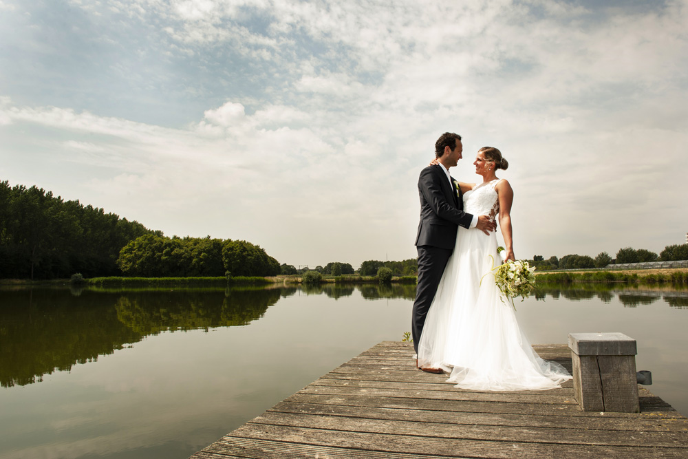http://www.dorisfotografie.nl/bruiloft-trouwen-bruidsreportage-alphenaandenrijn-zuidholland/